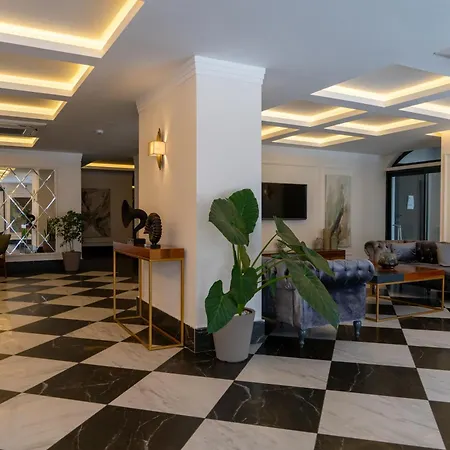 Hotel Brow